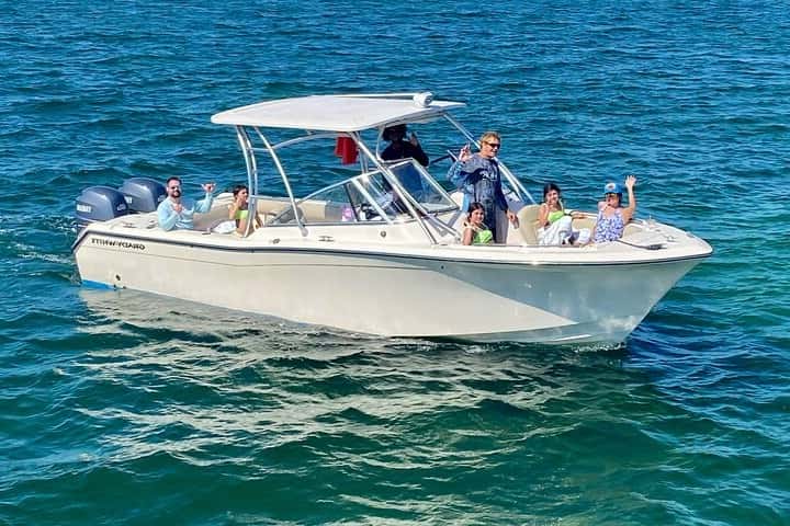 28' Grady White — 62